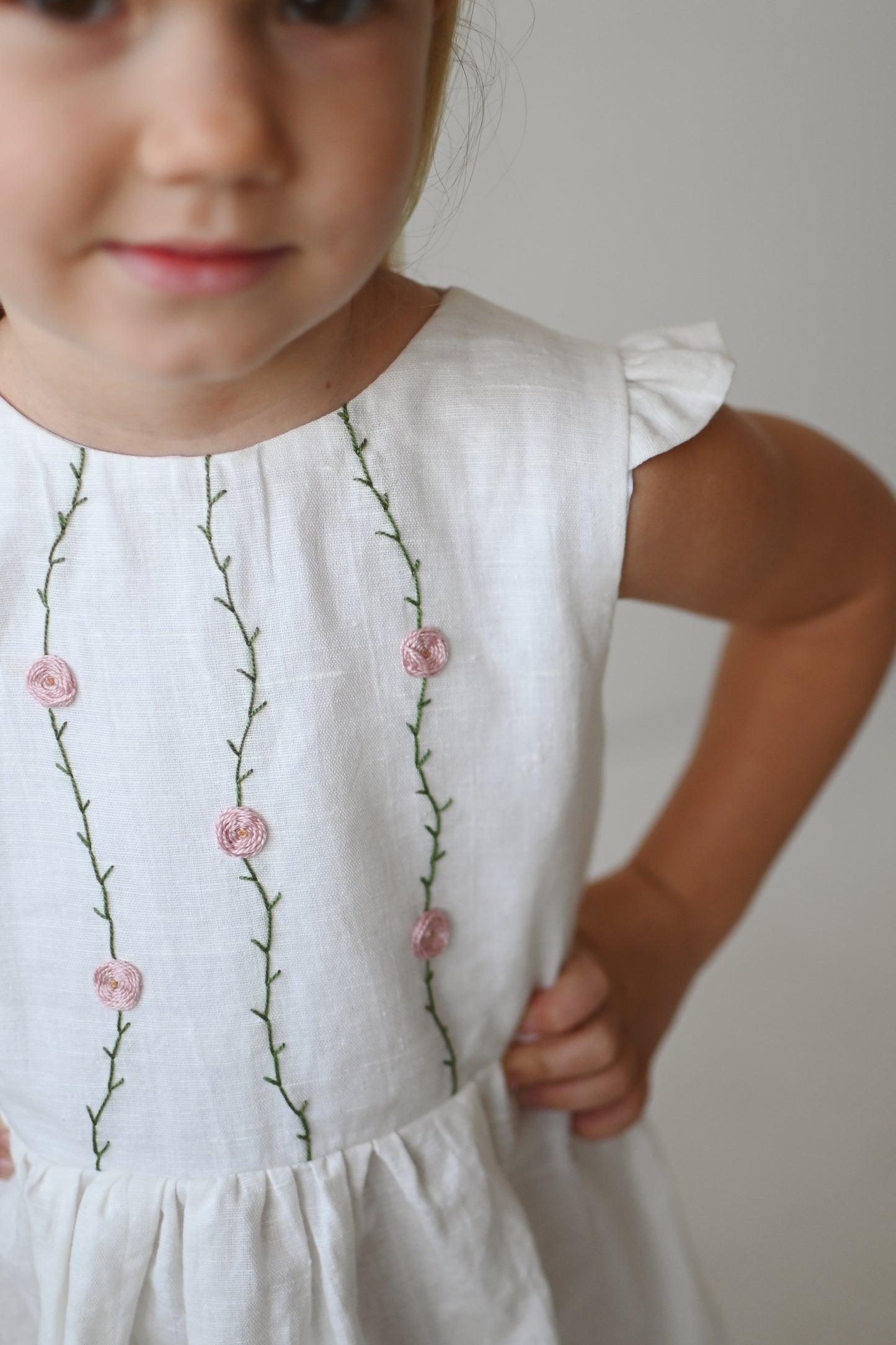 Oblekica Rose ruffles
