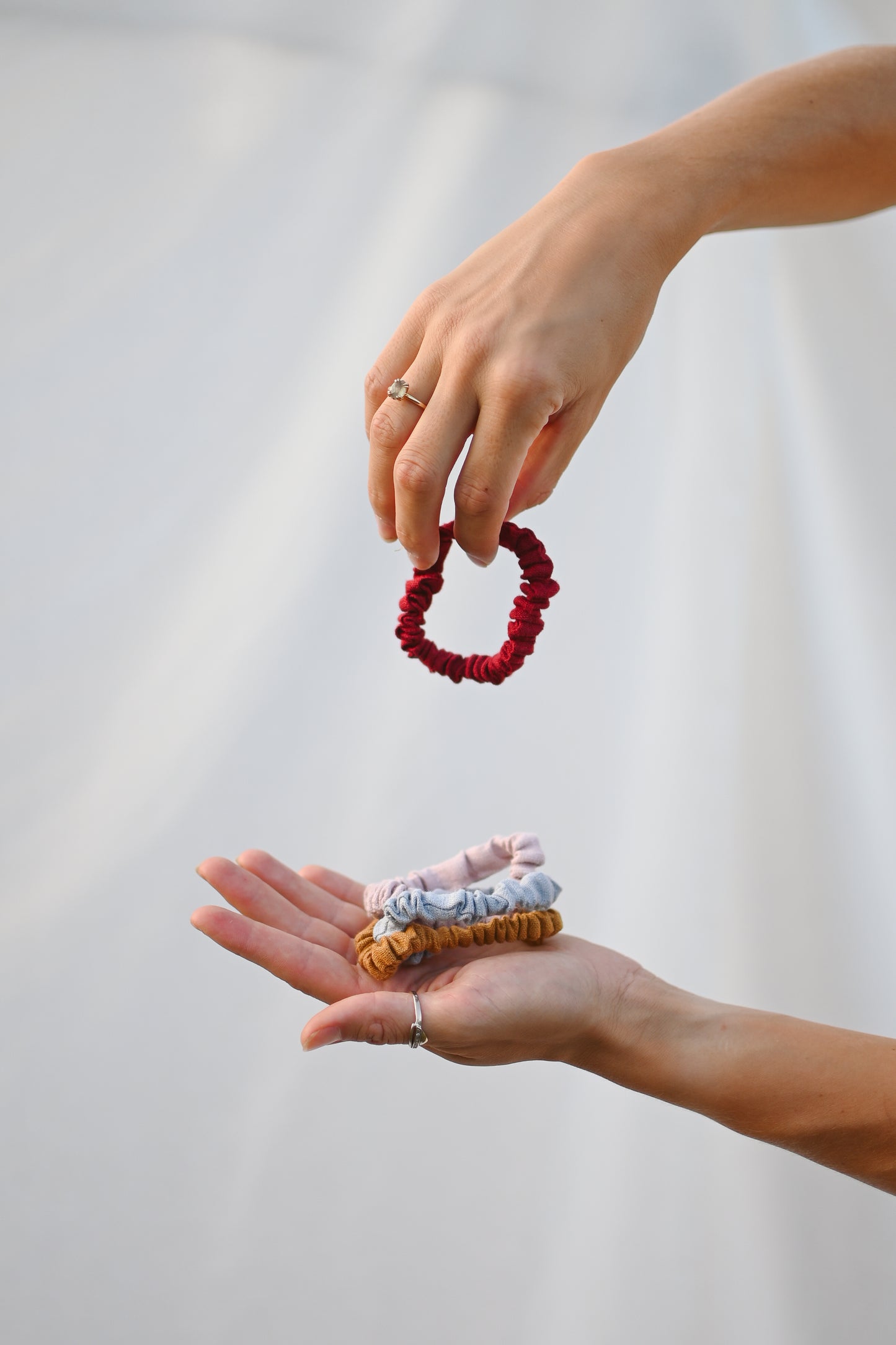 Skinny lanen scrunchie (elastike brez plastike)