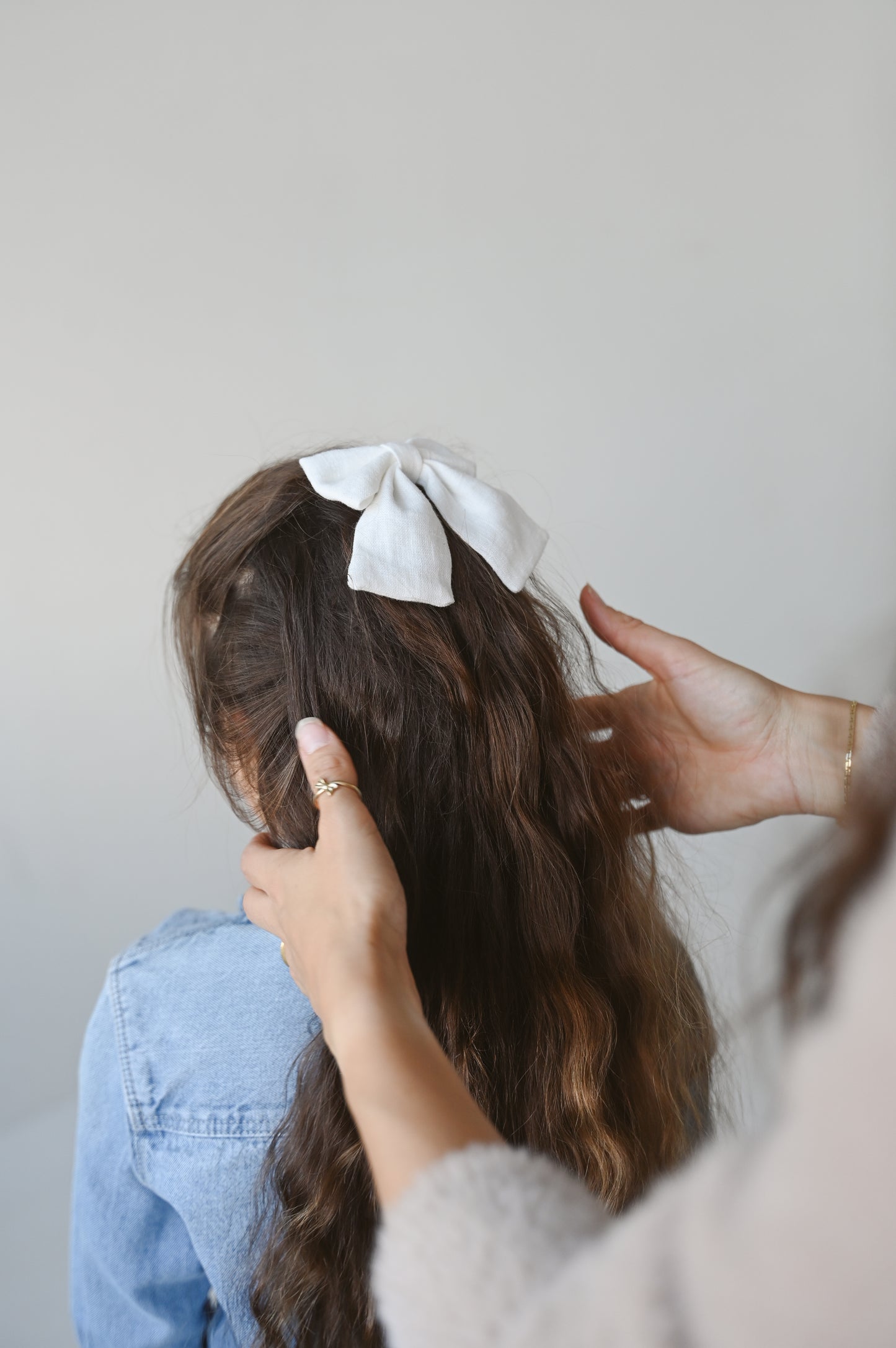 Midi lanene mašnice (enobarvne)