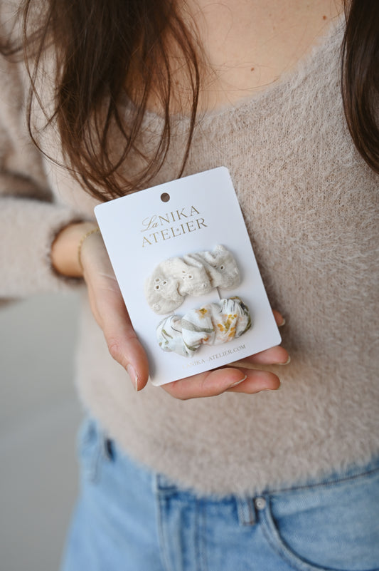 Scrunchie špangice ivory + meadow