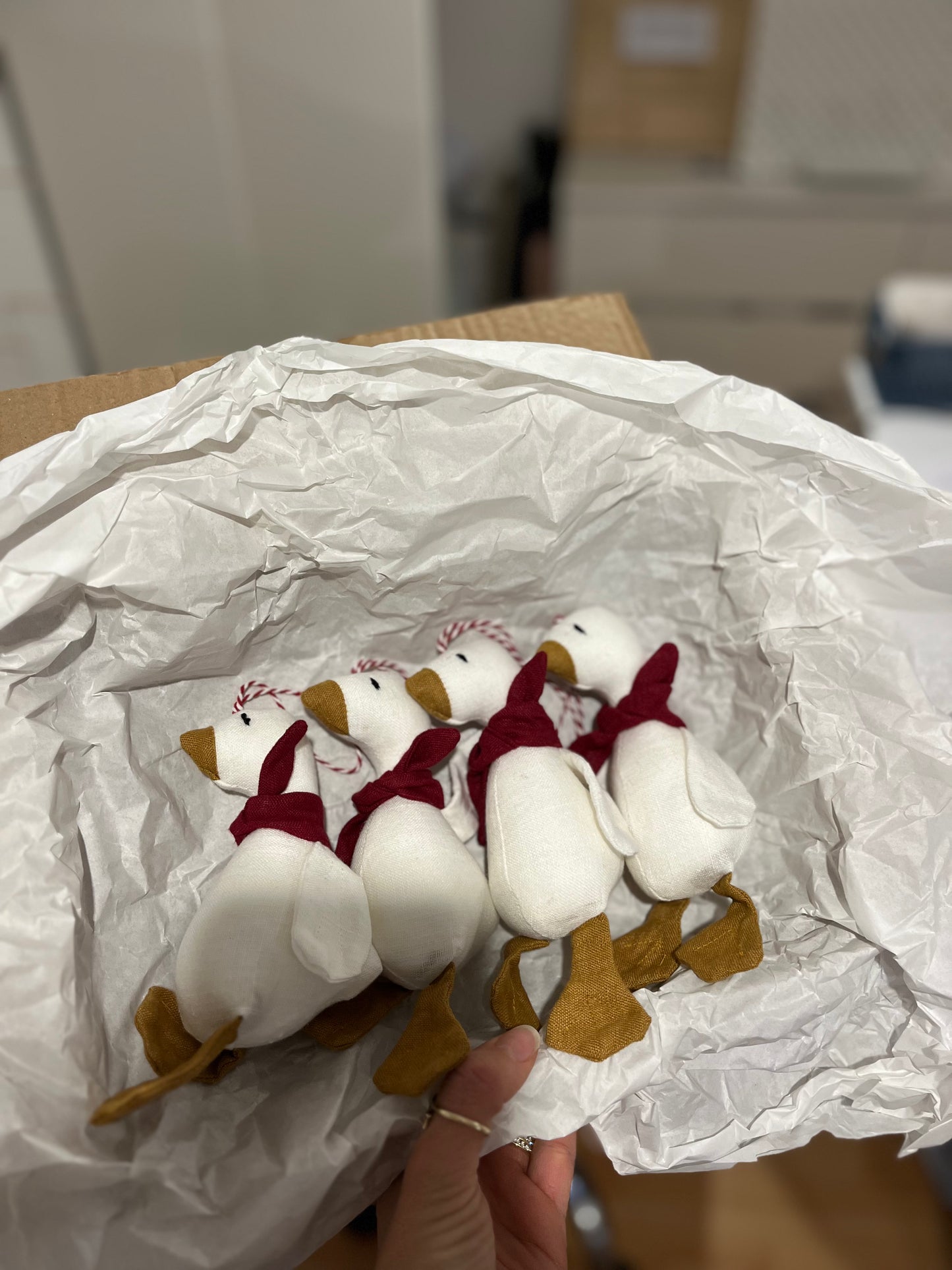 Lanena goska – dekorativni obesek